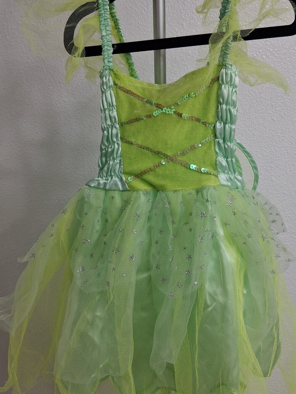 Girl's Fairy Costume With Wings Size 2-4 yrs
